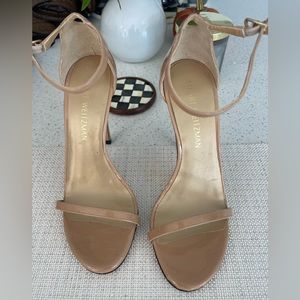 Super nice and versatile heels